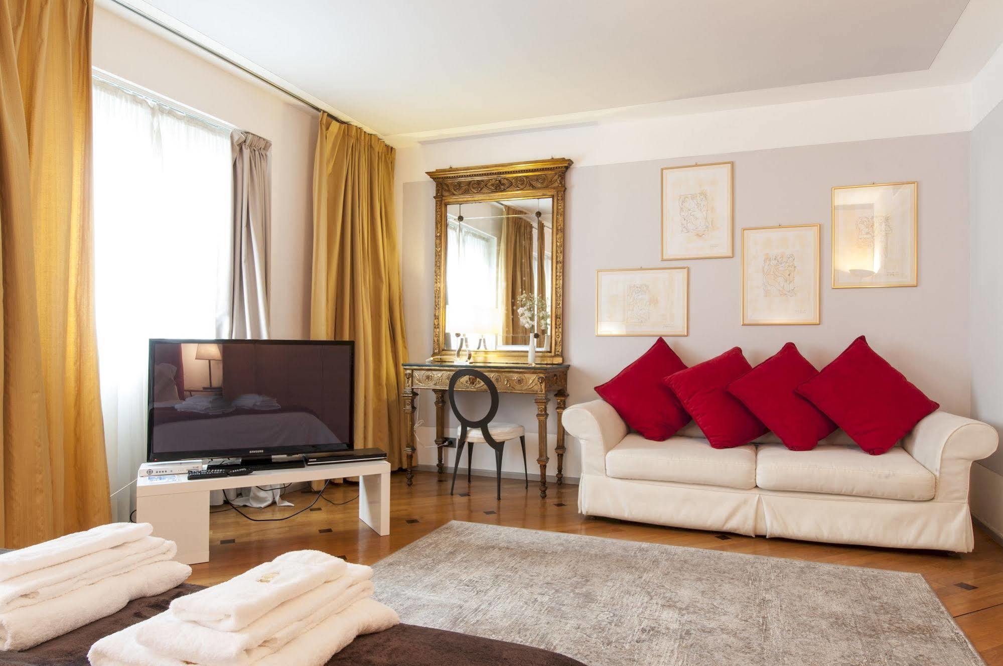 Milan Royal Suites المظهر الخارجي الصورة